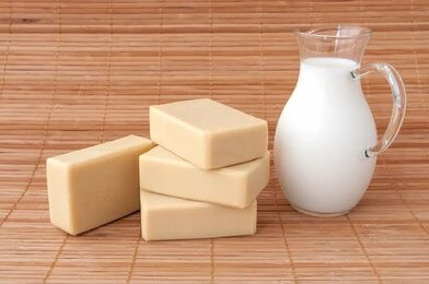 The Amazing Benefits of Goat Milk Soap: Naturally Nourishing and Cleansing
